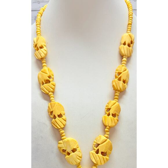 Vintage 1930s Carved Antler Necklace & Pendant Elephants - Picture 3 of 4